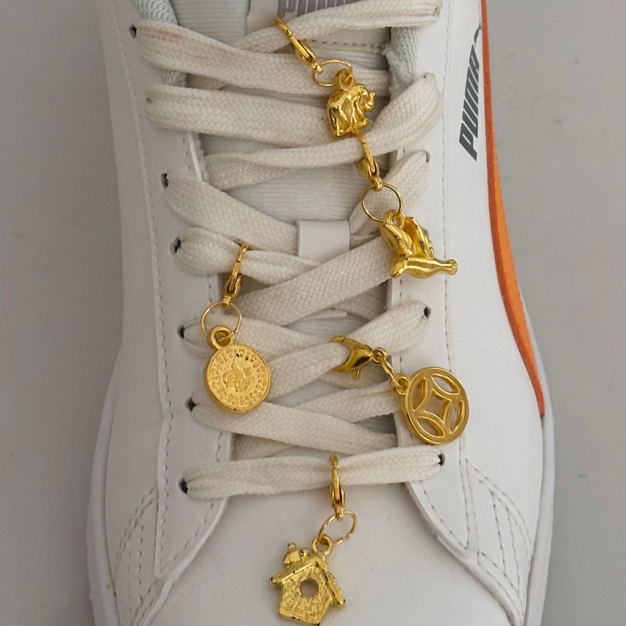 wildheart golden (pack of 5) shoe charm wildheart golden (pack of 5) shoe charm